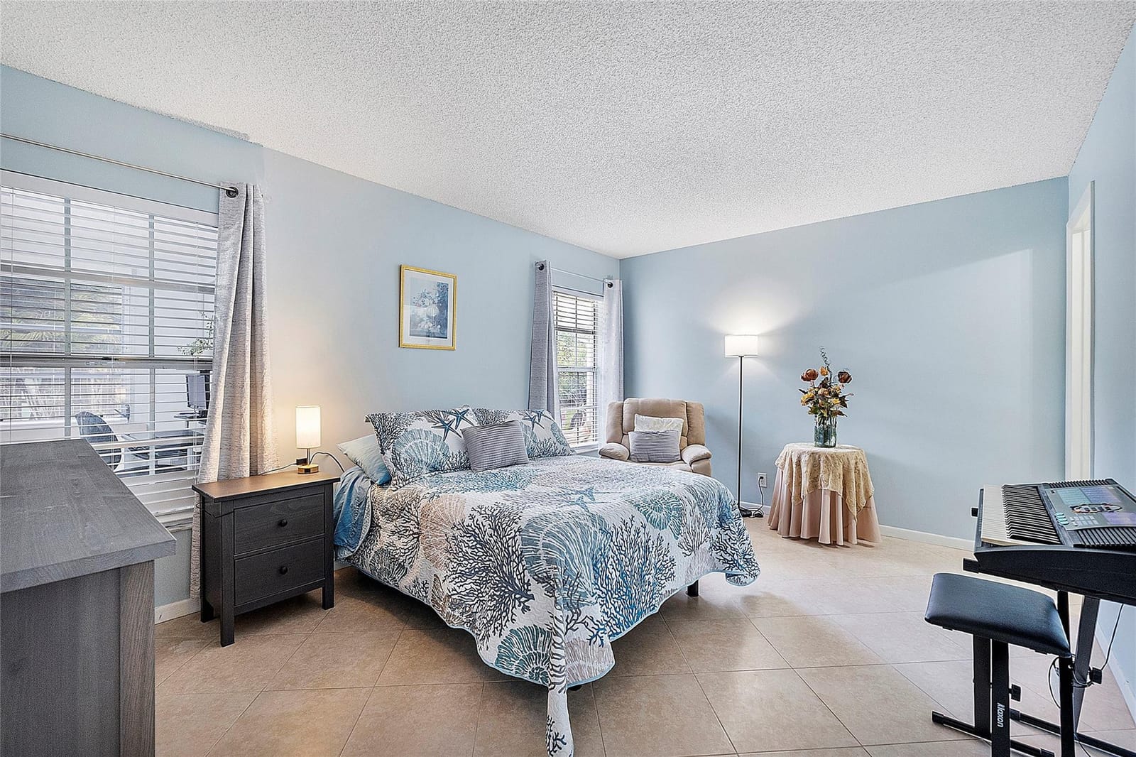 393 Bennington Lane 393 — photo 10