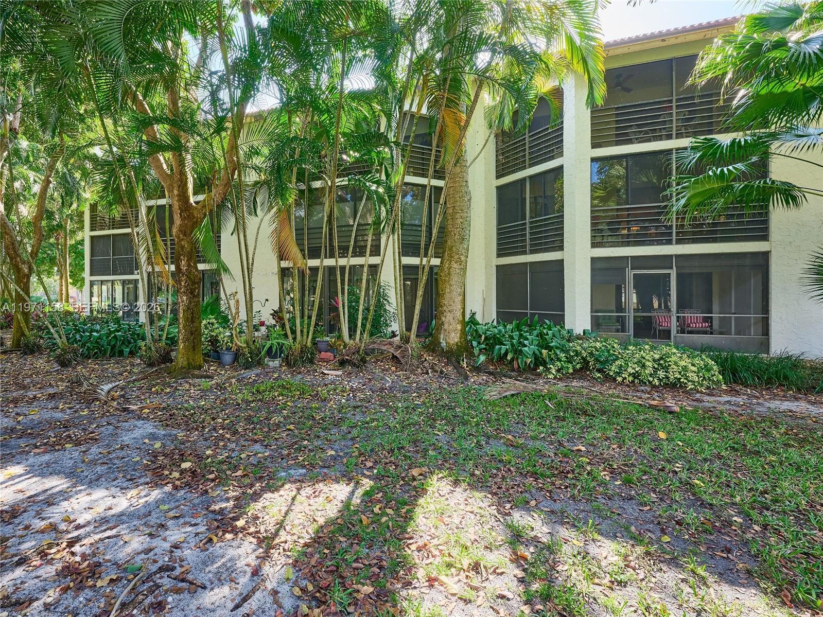 10143 Mangrove Drive 303 — photo 7