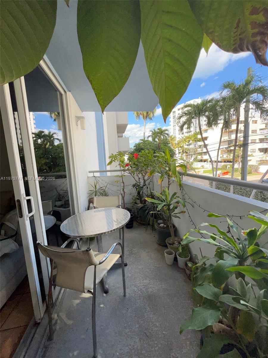 1658 Bay Road 203, Miami Beach, FL 33139, Miami Beach