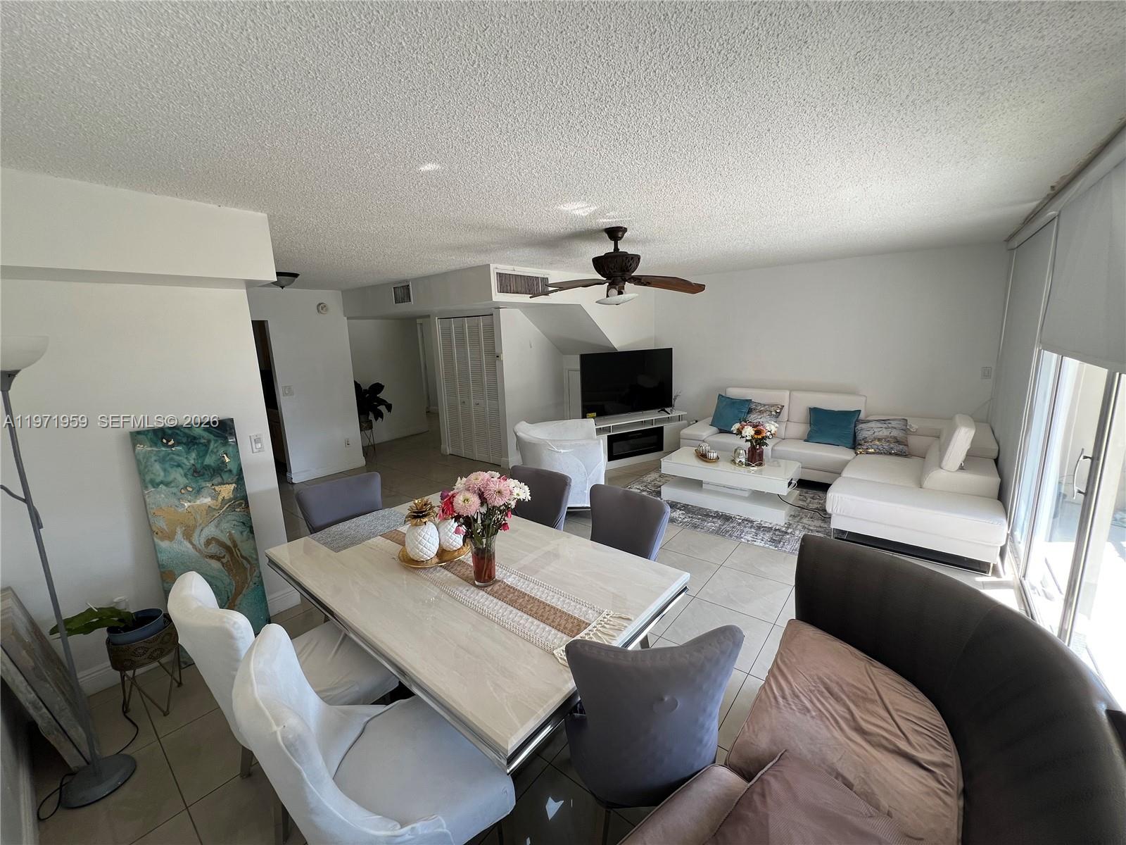 9240 Fontainebleau Boulevard 207, Miami, FL 33172, Miami