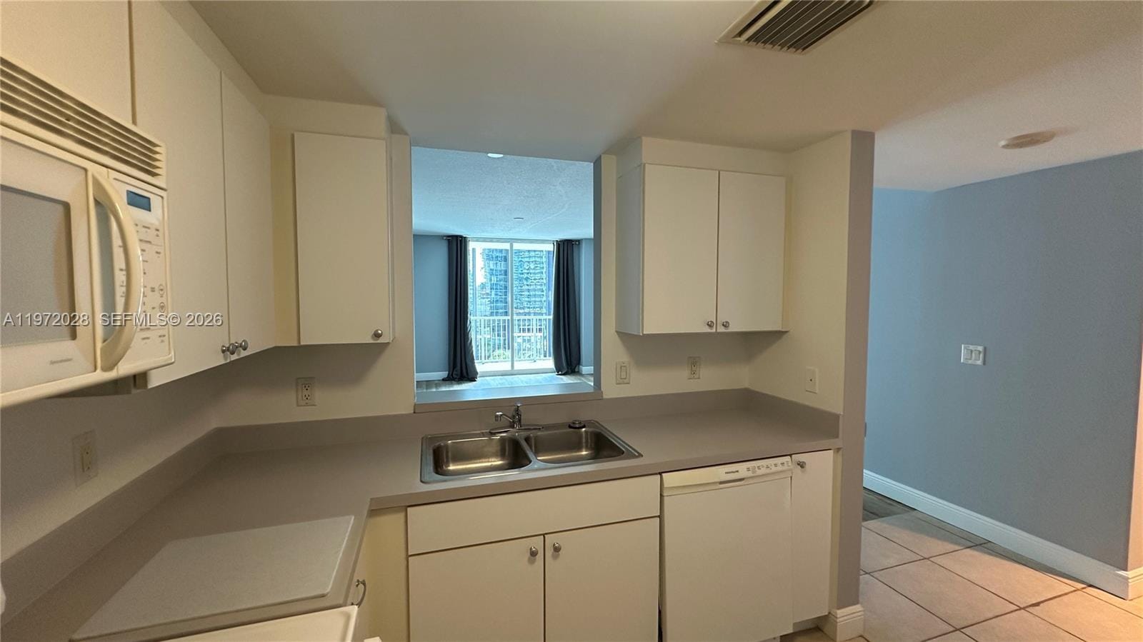 1250 S Miami Avenue 1012, Miami, FL 33130 photo 3
