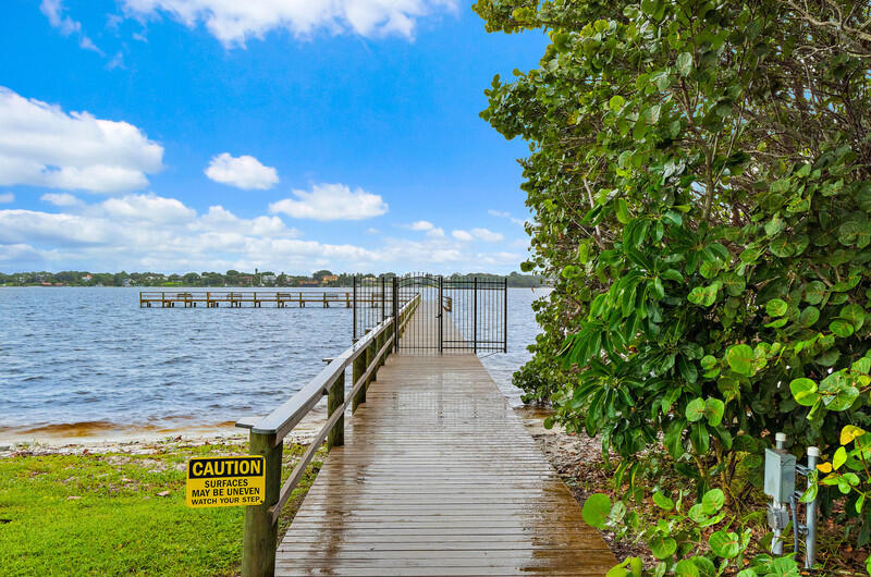 1800 SE Saint Lucie Boulevard 7-205, Stuart, FL 34996, Stuart