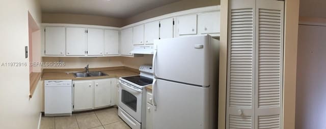 4165 NW 90th Avenue 204, sold in Ramblewood East Condo, Coral Springs, FL