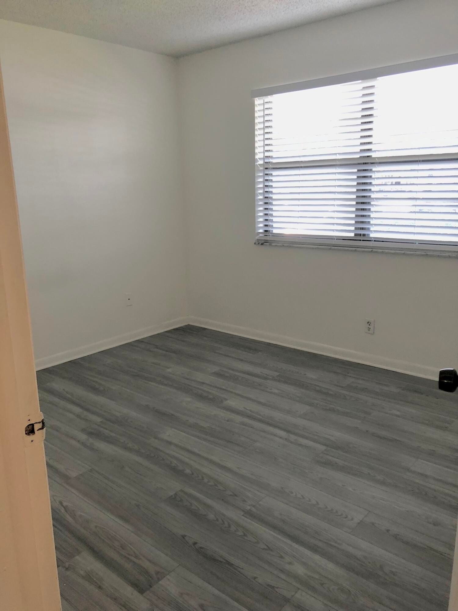 9233 SW 8th Street 110 — photo 9