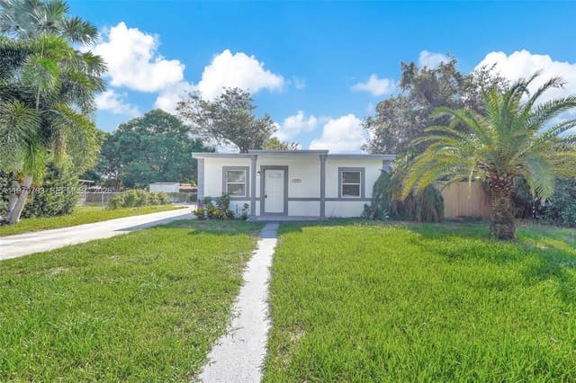 15955 NW 21st Avenue, Miami Gardens, FL 33054