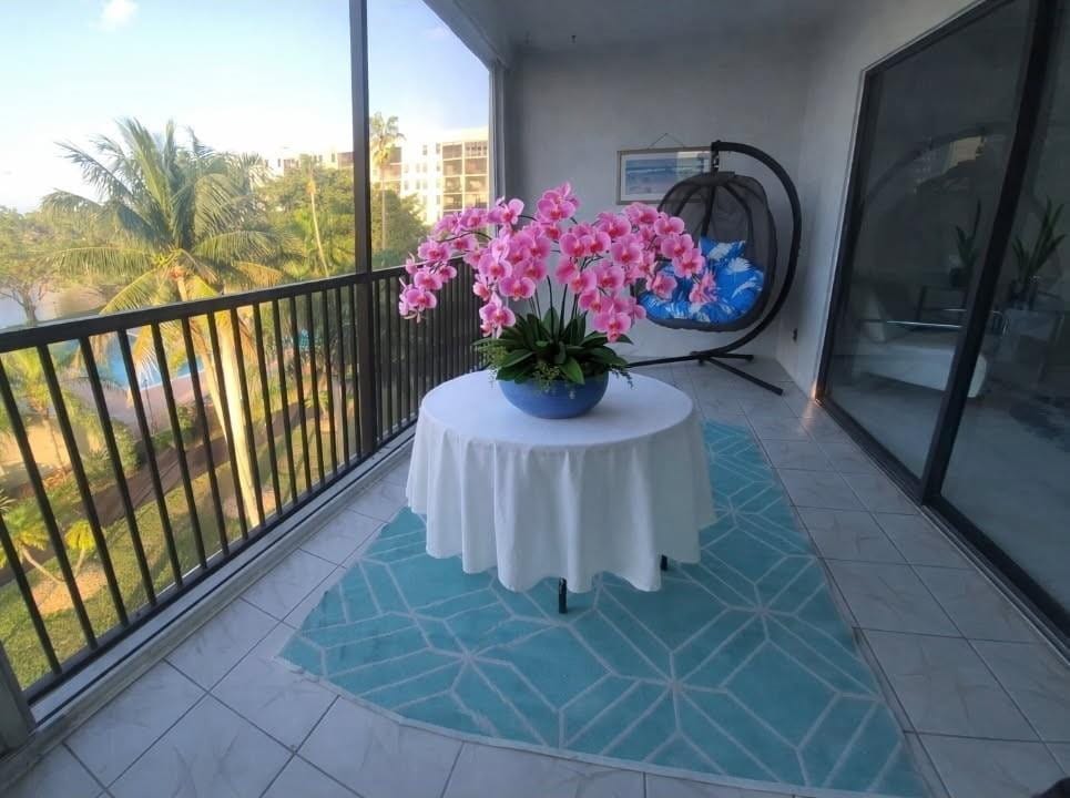 2205 S Cypress Bend Drive 501, Pompano Beach, FL 33069 photo 27