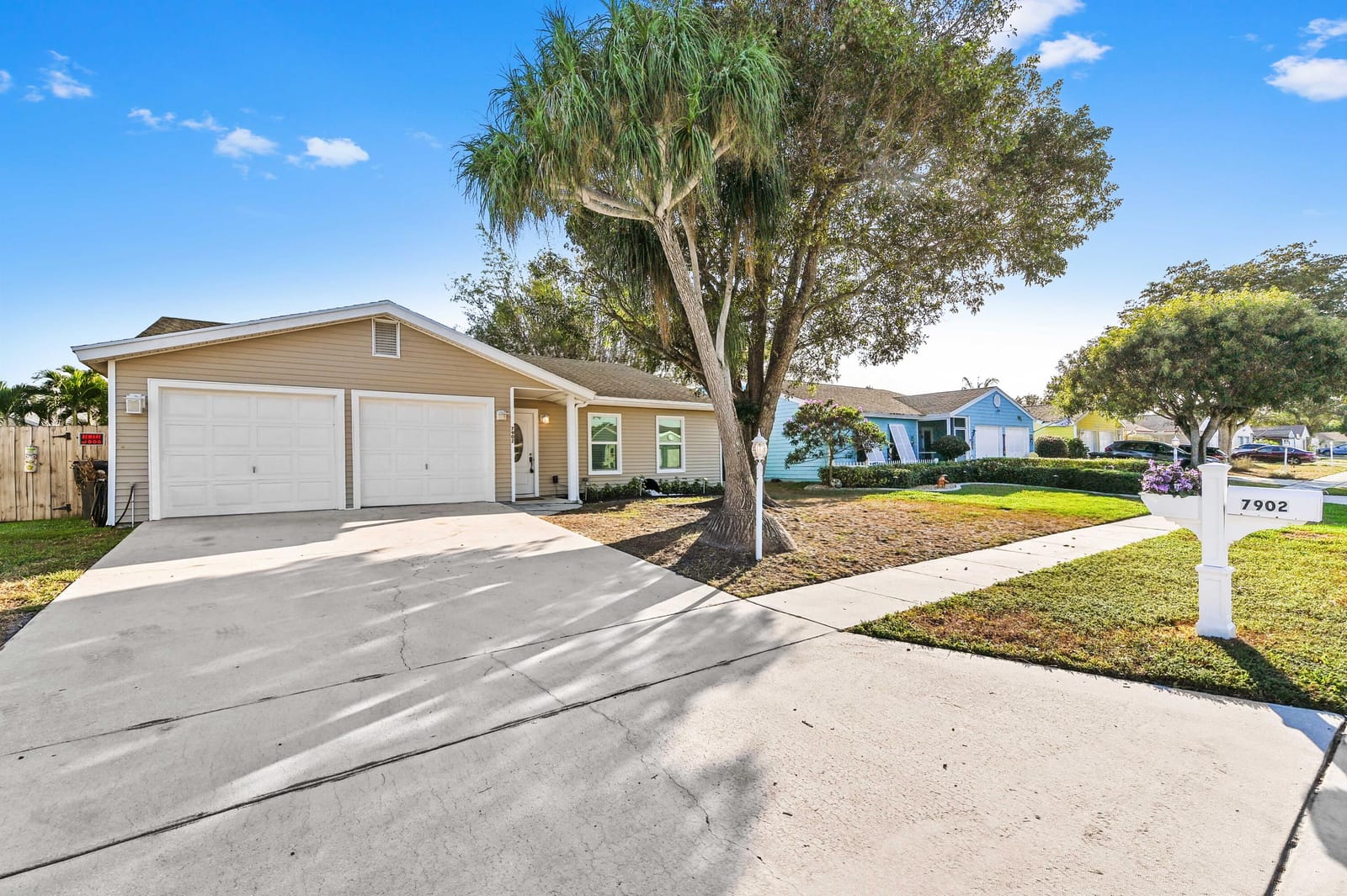7902 Burlwood Lane — photo 4
