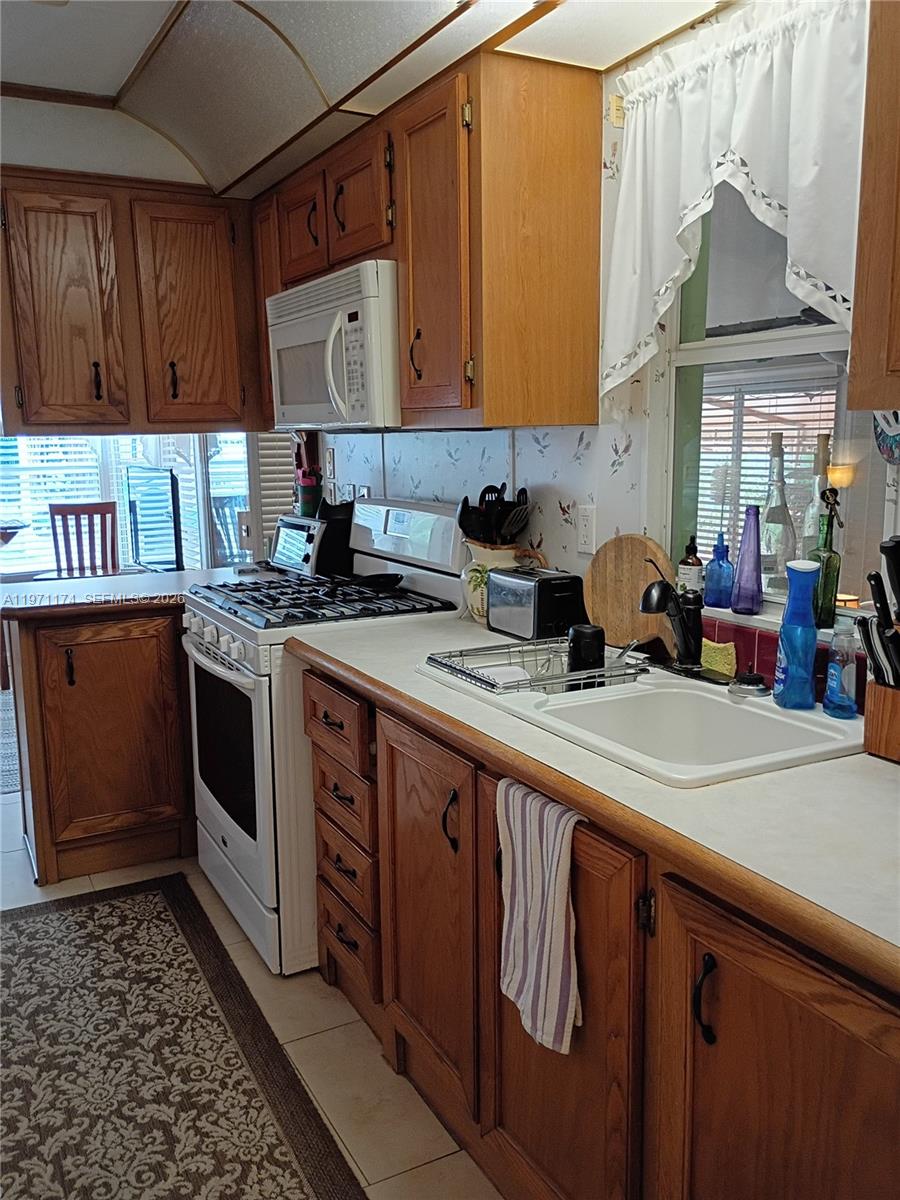 101551 Overseas Hwy, 147, Key Largo, FL 33037 photo 14
