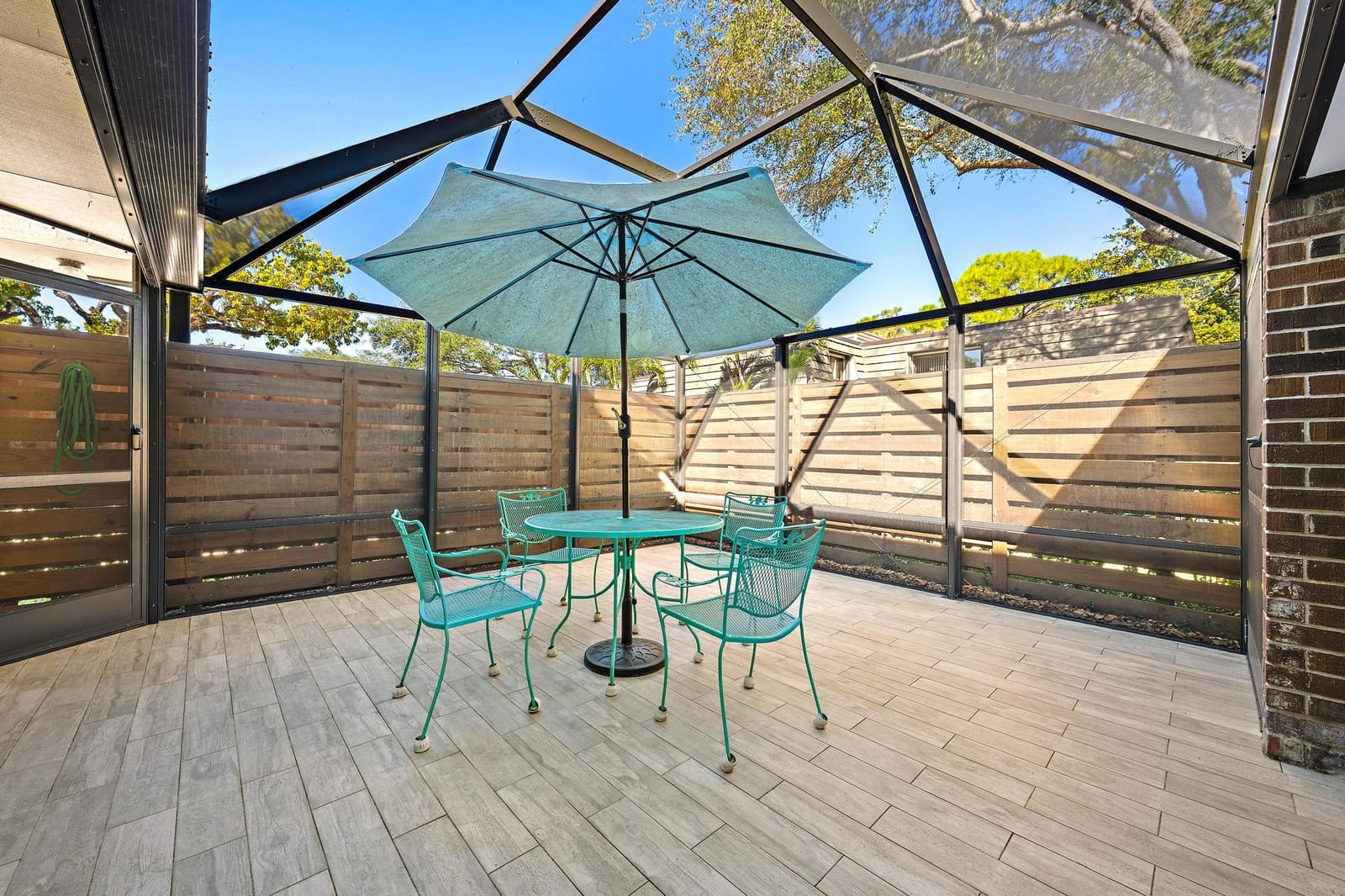 1213 12th Terrace 1213 — photo 3