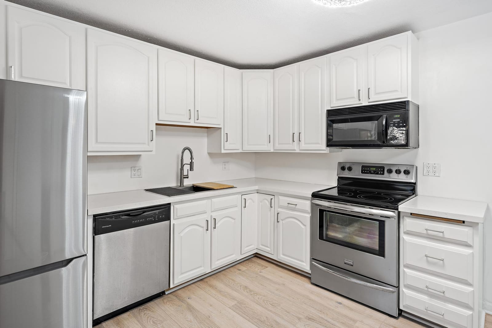 1213 12th Terrace 1213 — photo 7