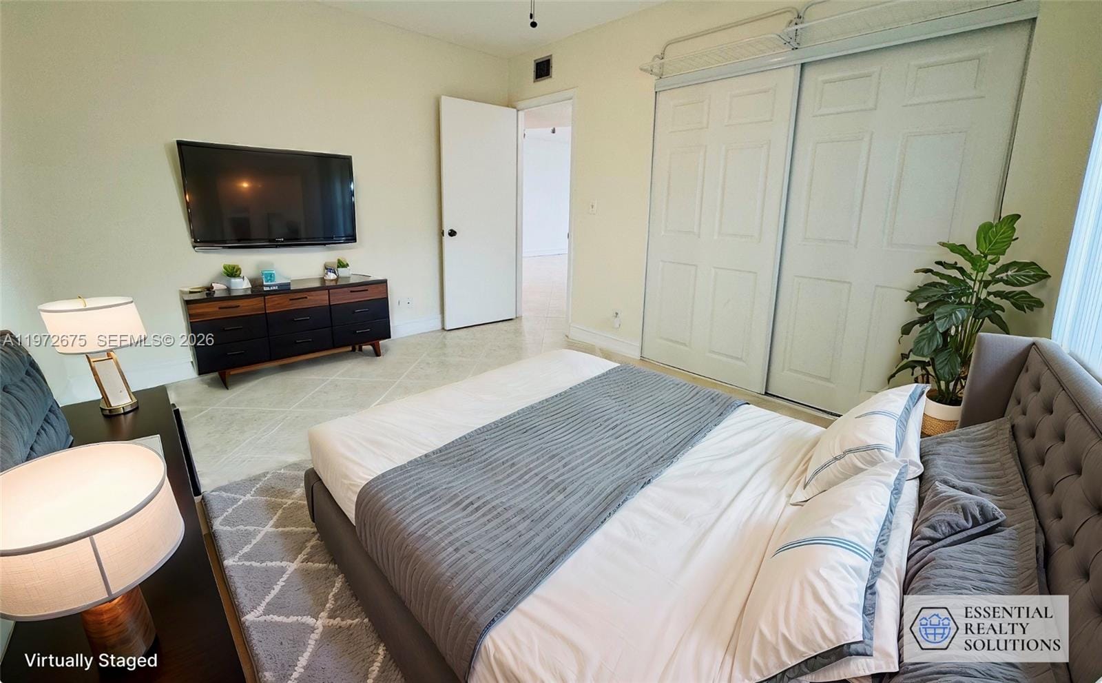 11312 Taft Street 11312, Pembroke Pines, FL 33026 photo 11