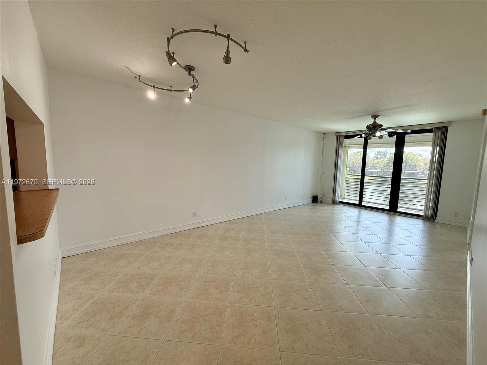 11312 Taft Street 11312, Pembroke Pines, FL 33026 photo 3