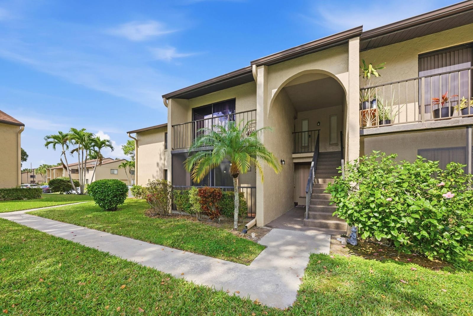 526 Shady Pine Way C1, Greenacres, FL 33415 photo 2