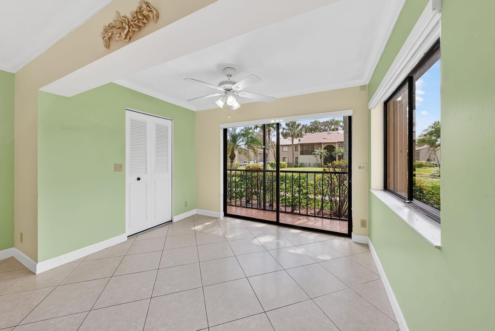 526 Shady Pine Way C1, Greenacres, FL 33415 photo 9