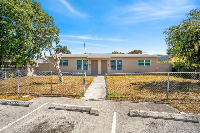 1920 NE 2nd Terrace, Pompano Beach, FL 33060