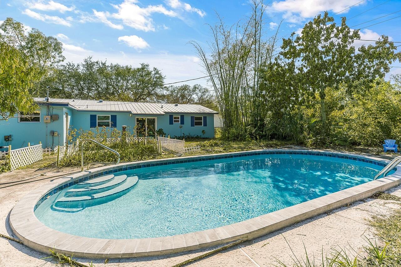 45 1st Court SW, Vero Beach, FL 32962, Vero Beach