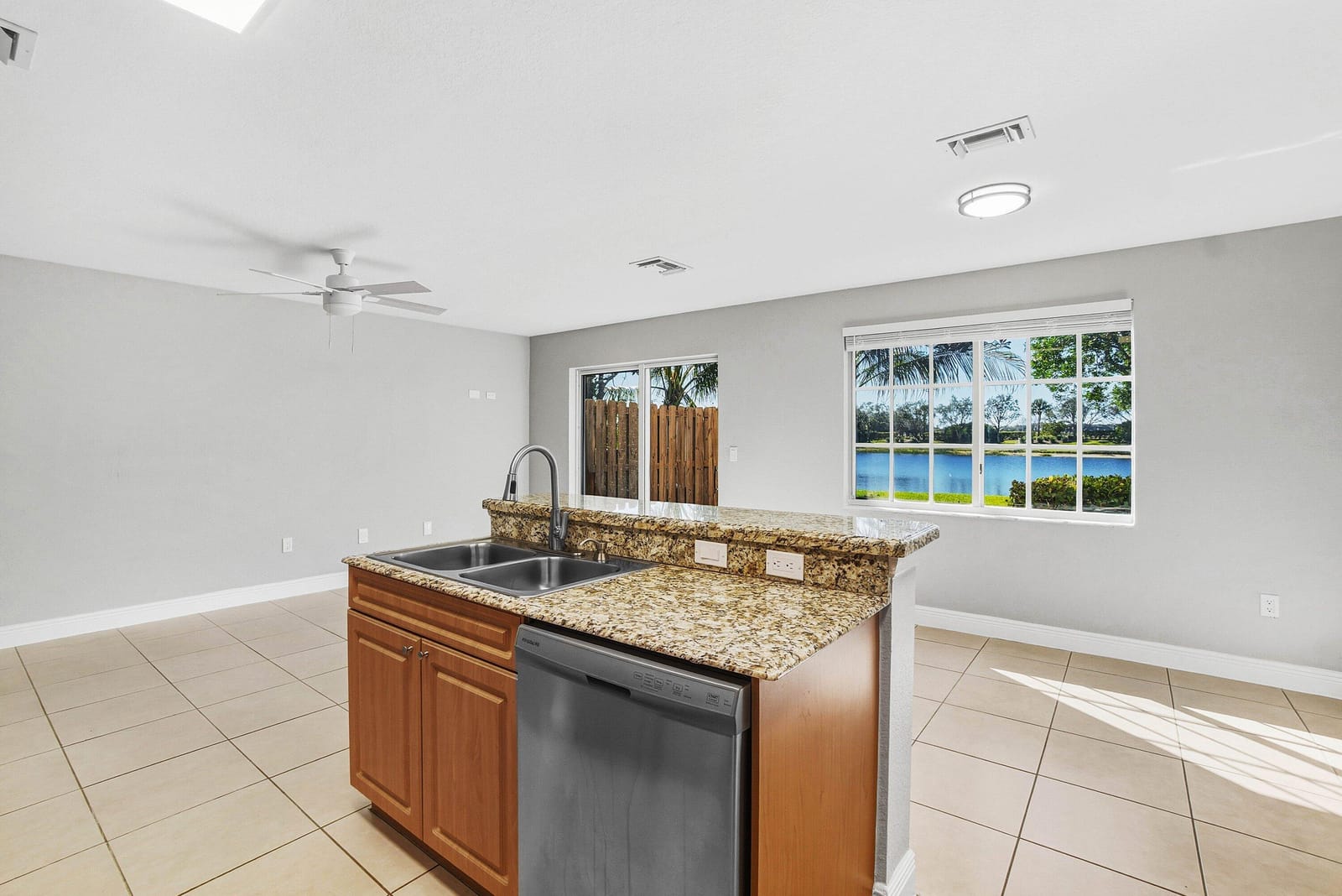 6712 Old Farm Trail, Boynton Beach, FL 33437 photo 11