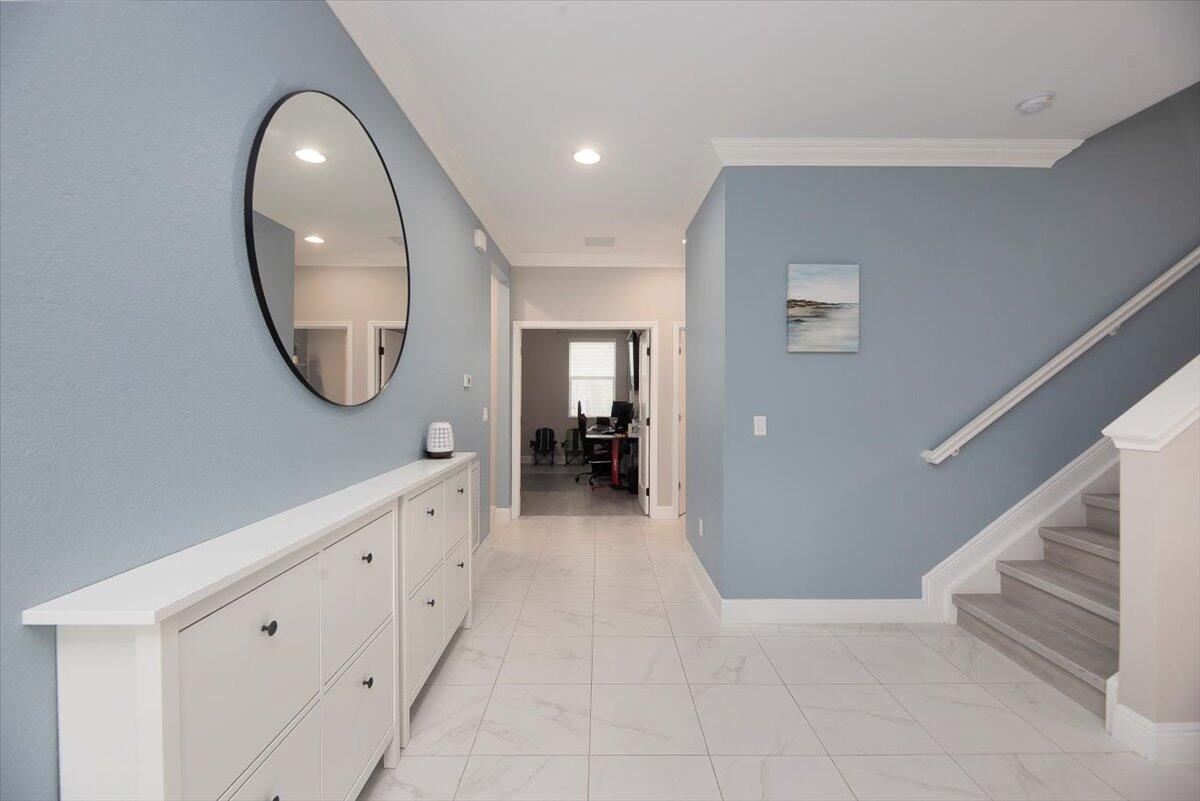 1700 NW Vivanco Street — photo 12