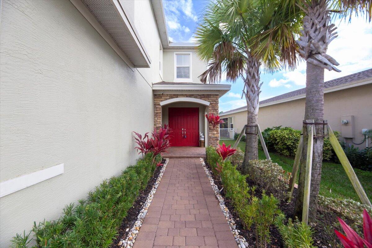 1700 NW Vivanco Street — photo 5
