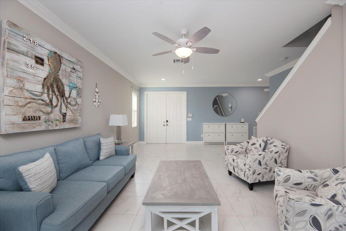 1700 NW Vivanco Street — photo 7