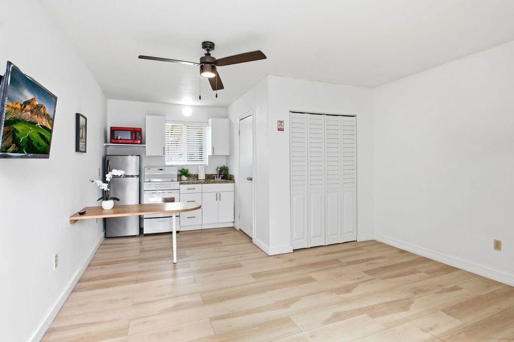 343 Van Buren Street 5 — photo 5