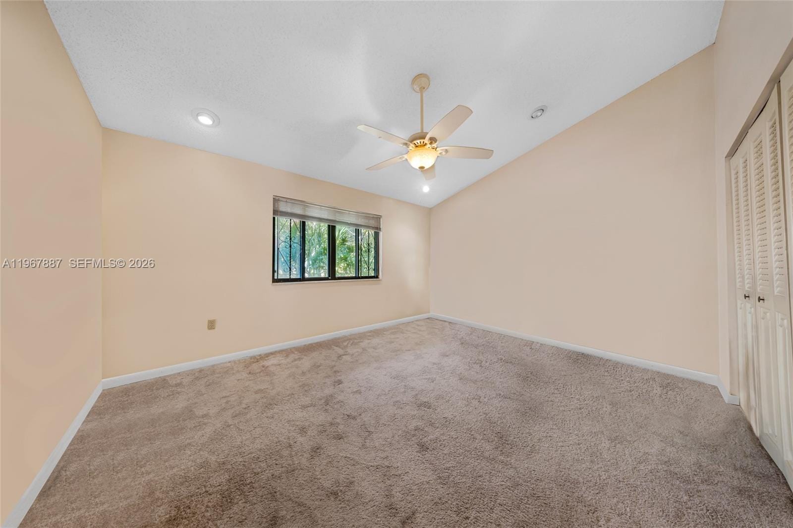 567 NE 199th Terrace 1S, Miami, FL 33179 photo 18