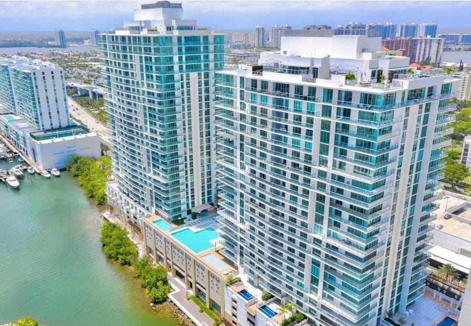 330 Sunny Isles Boulevard 5-1408, Sunny Isles Beach, FL 33160 photo 17