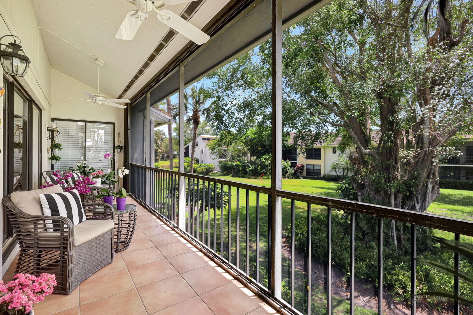 6890 Willow Wood Drive 206 — photo 5