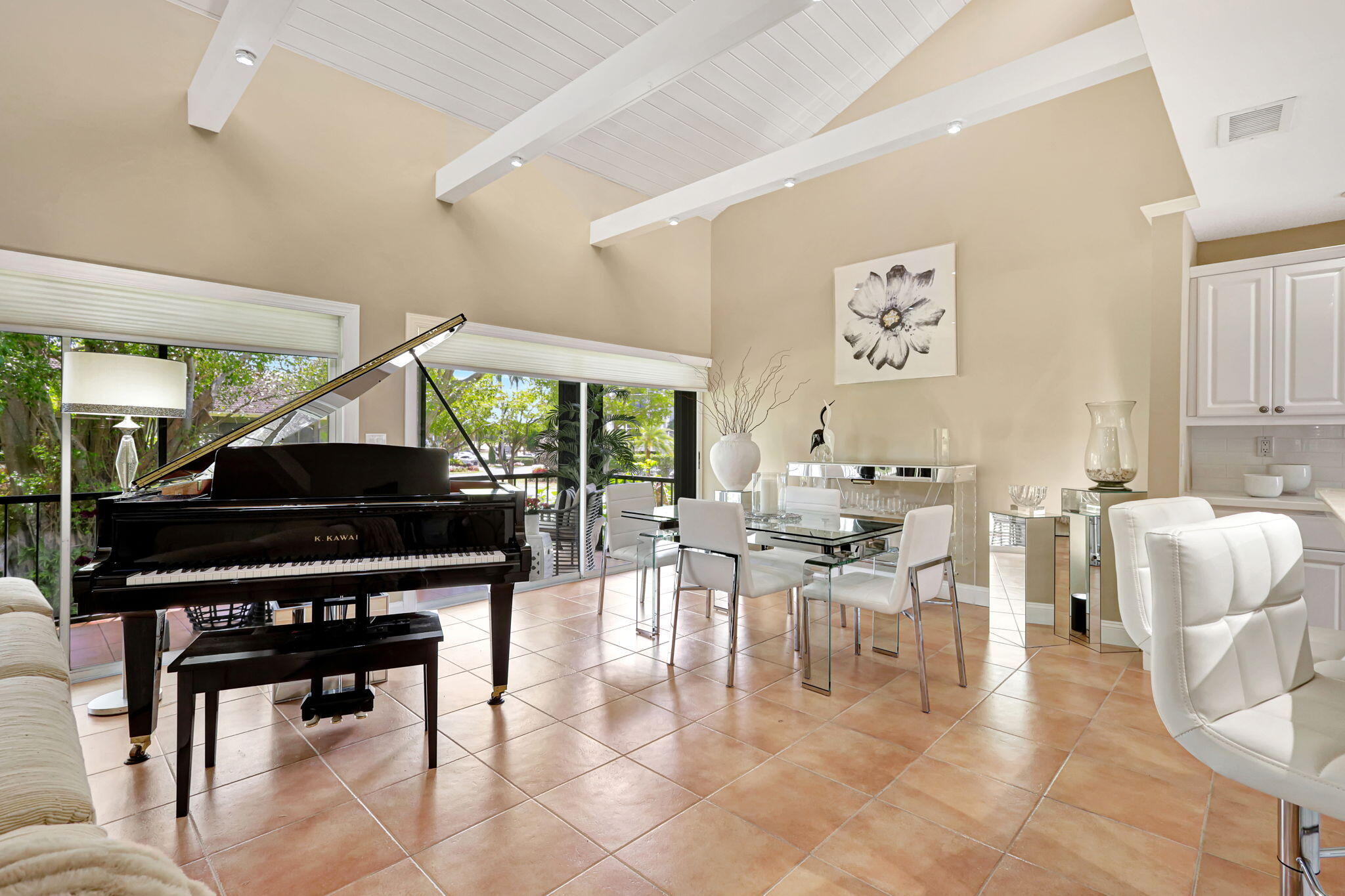 6890 Willow Wood Drive 206, Boca Raton, FL 33434