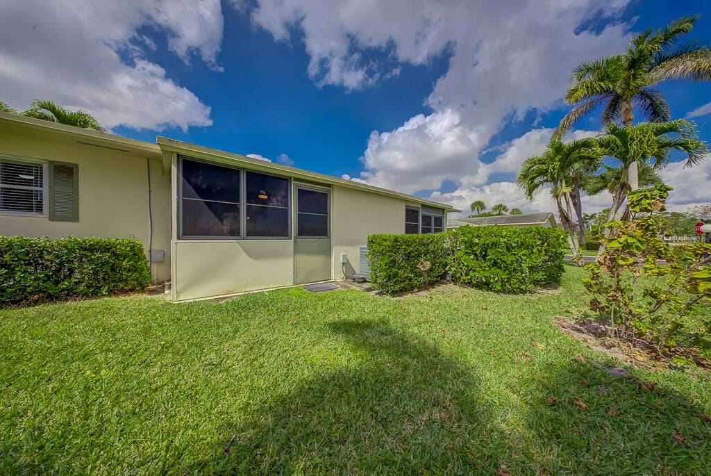 2693 Emory Drive E I, West Palm Beach, FL 33415 photo 17