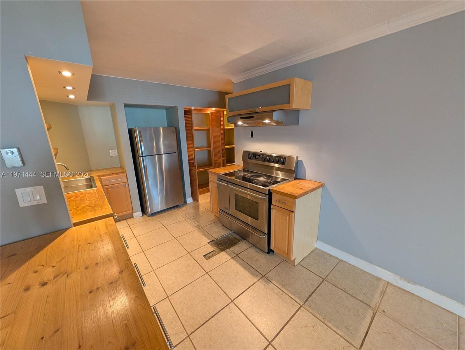 100 Golden Isles Drive PH9, Hallandale Beach, FL 33009 photo 12
