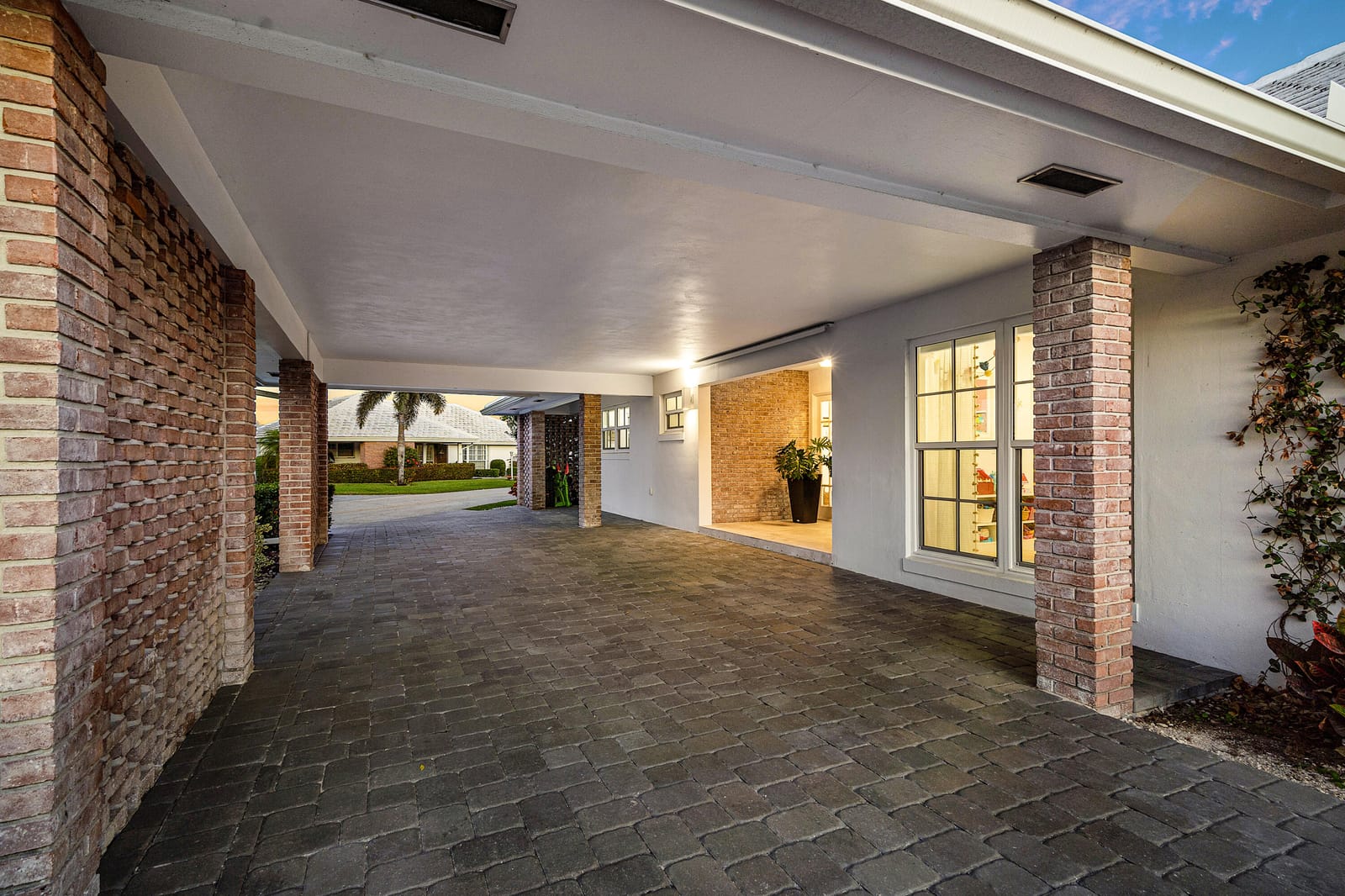 351 Colony Key Circle, Atlantis, FL 33462 photo 10