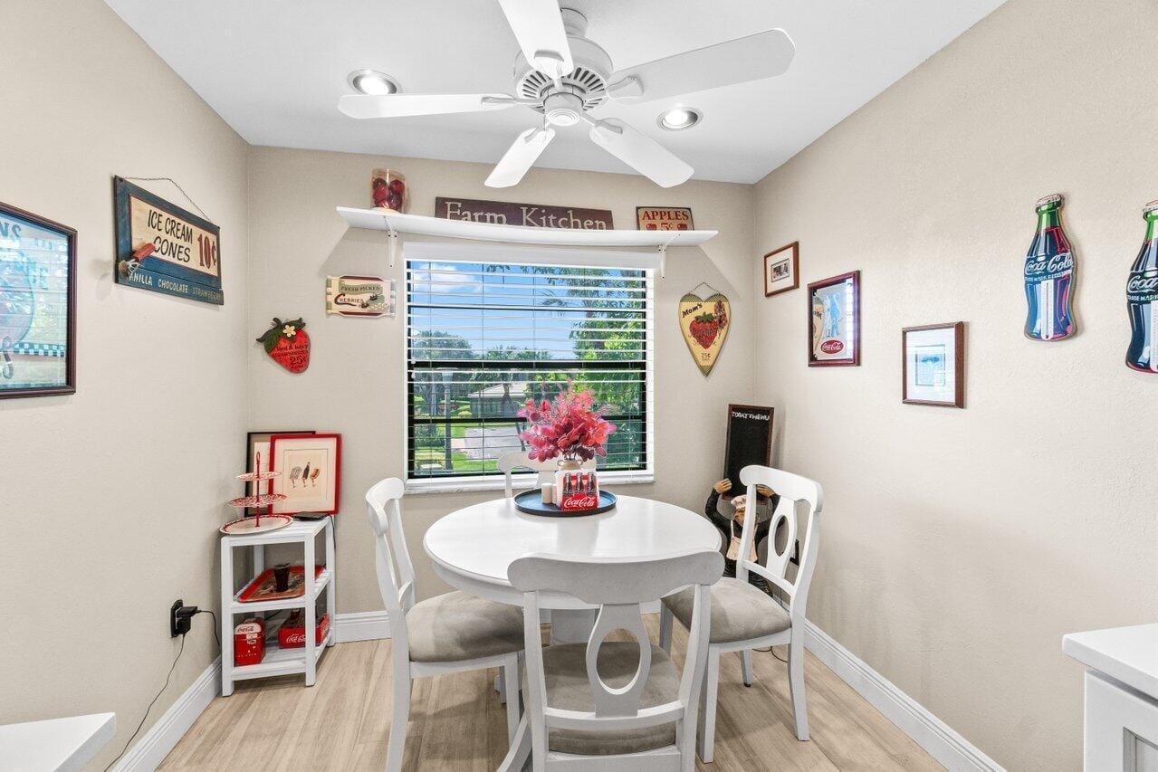 4 Stratford Drive E B, Boynton Beach, FL 33436 photo 9
