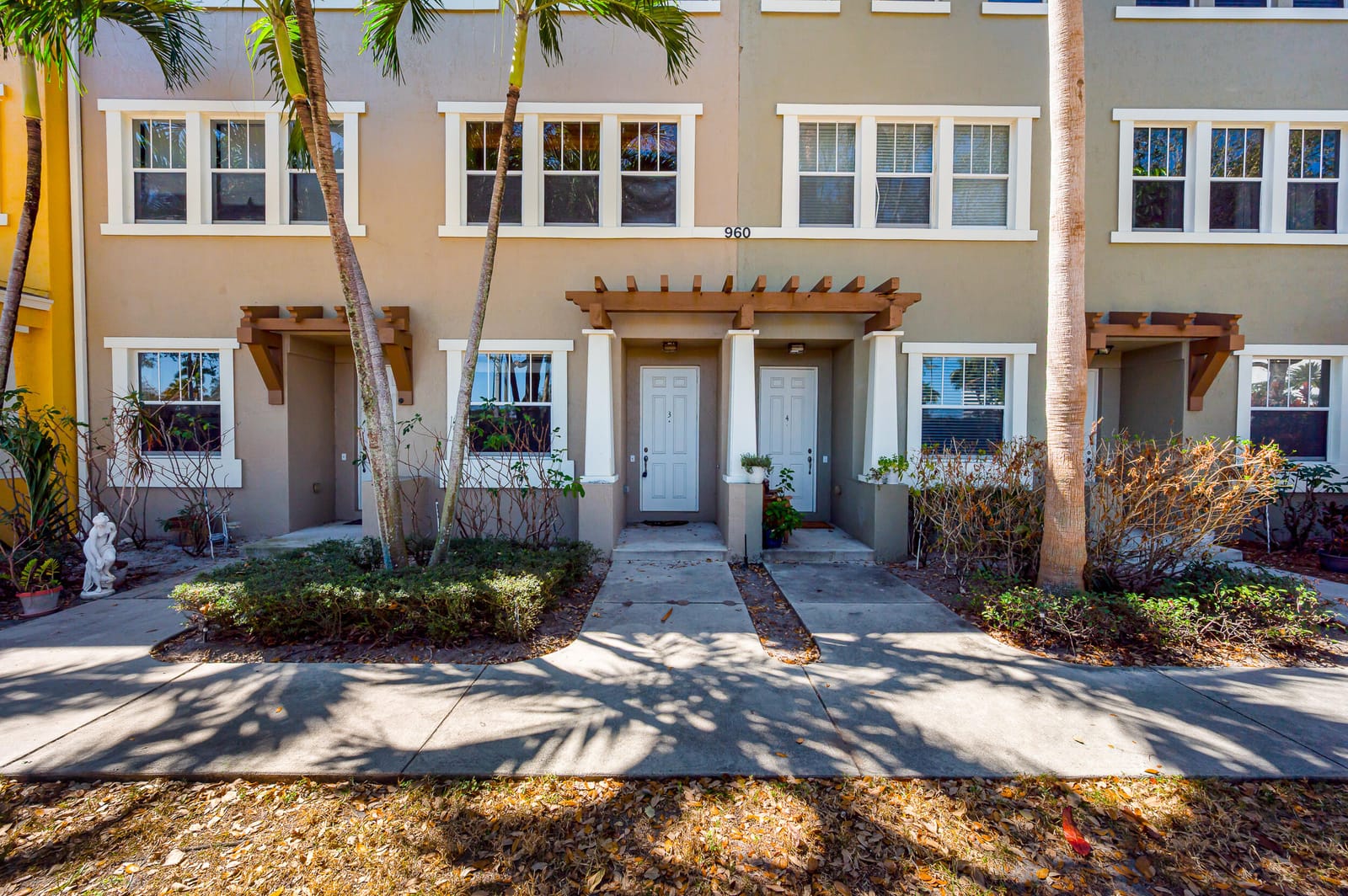 960 Millbrae Court 3, West Palm Beach, FL 33401 photo 2