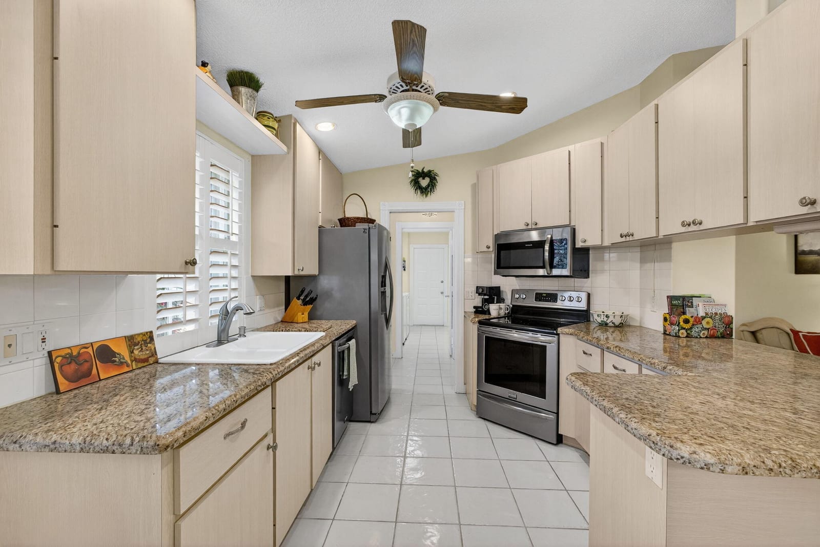 8323 Old Forest Road, Palm Beach Gardens, FL 33410 photo 13