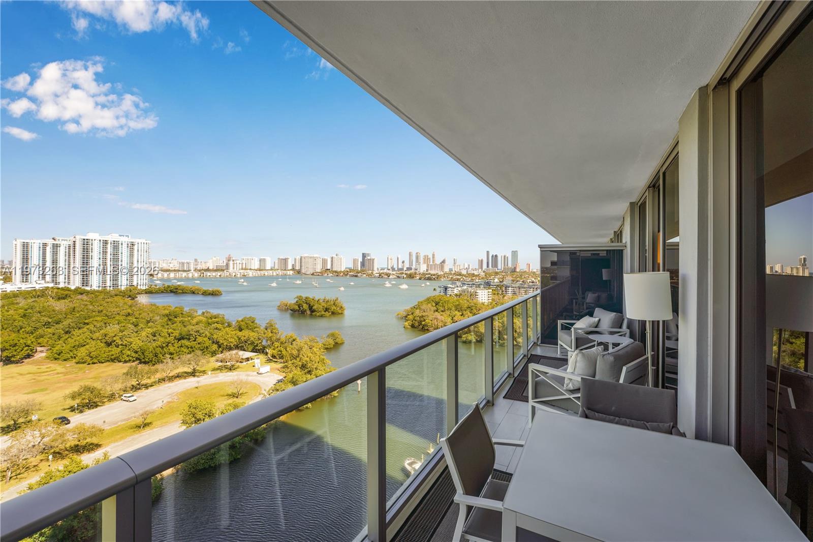 16385 Biscayne Boulevard 1502, North Miami Beach, FL 33160, North Miami Beach