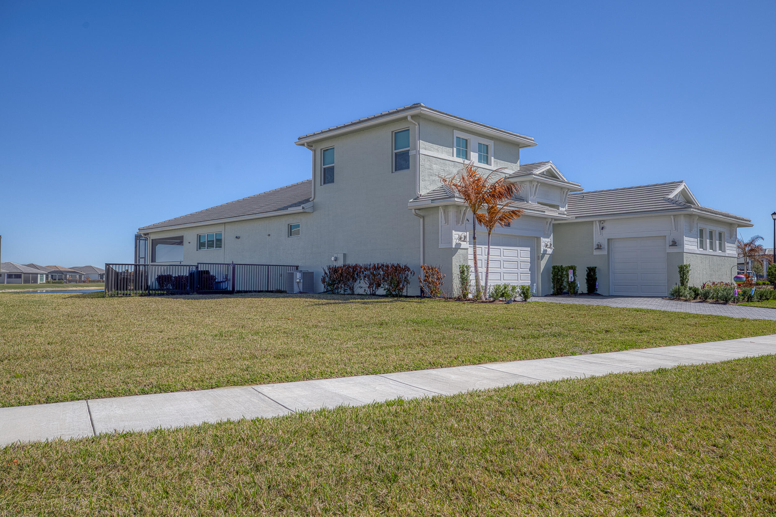 8538 SW Cantante Way — photo 2