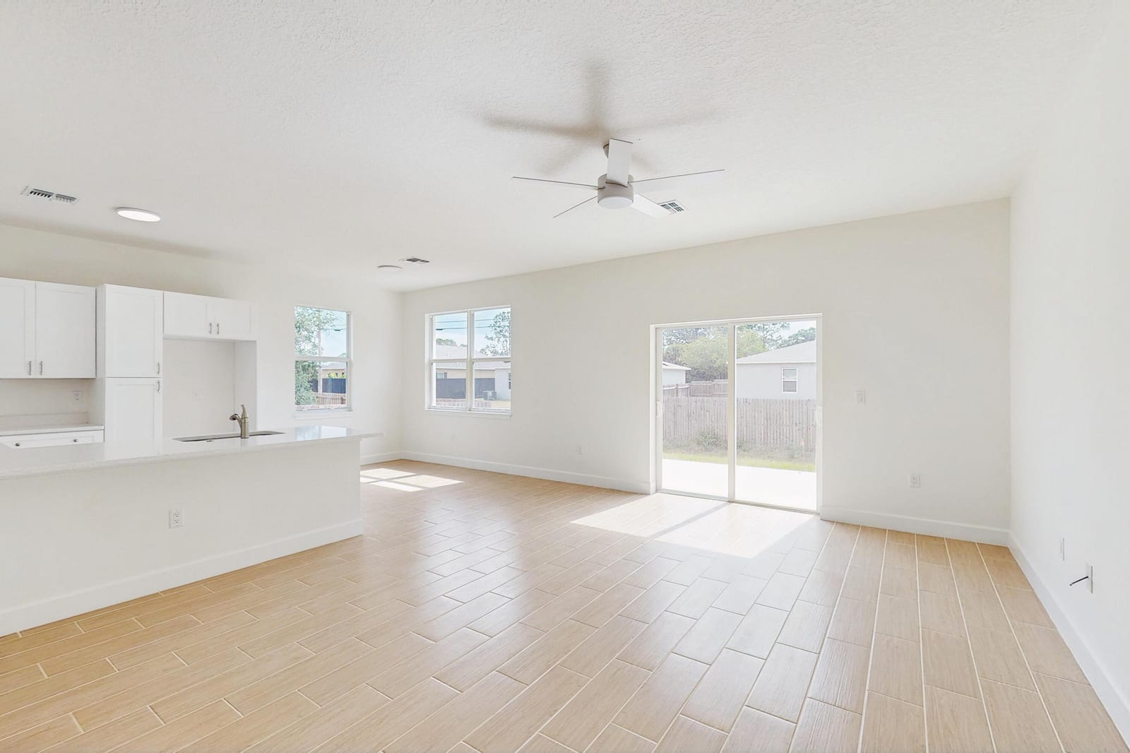 8516 102nd Court, Vero Beach, FL 32967 photo 9