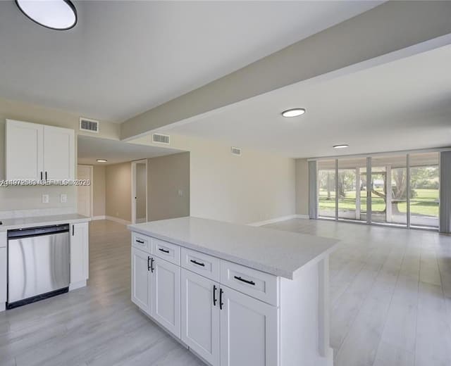7582 NW 86th Terrace 104, Tamarac, FL 33321