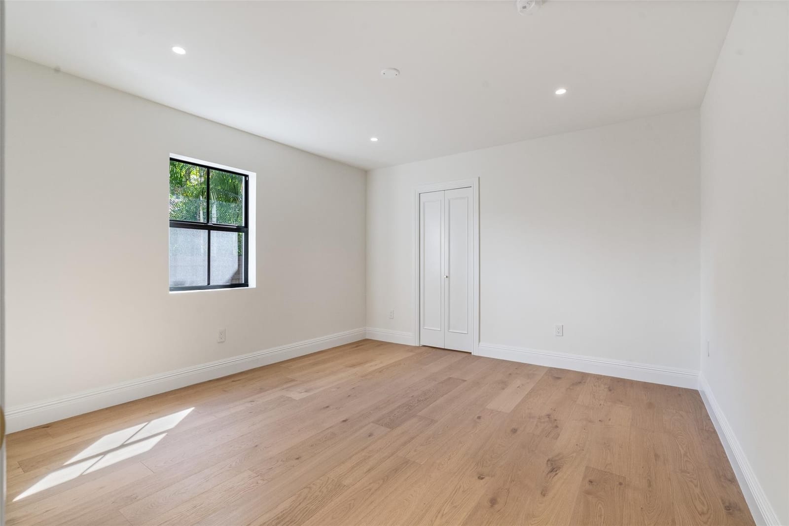 2100 Lake Avenue, West Palm Beach, FL 33401 photo 28