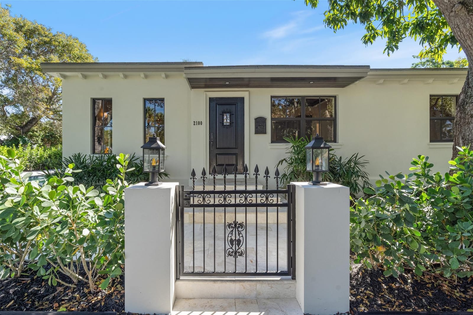 2100 Lake Avenue, West Palm Beach, FL 33401 photo 4
