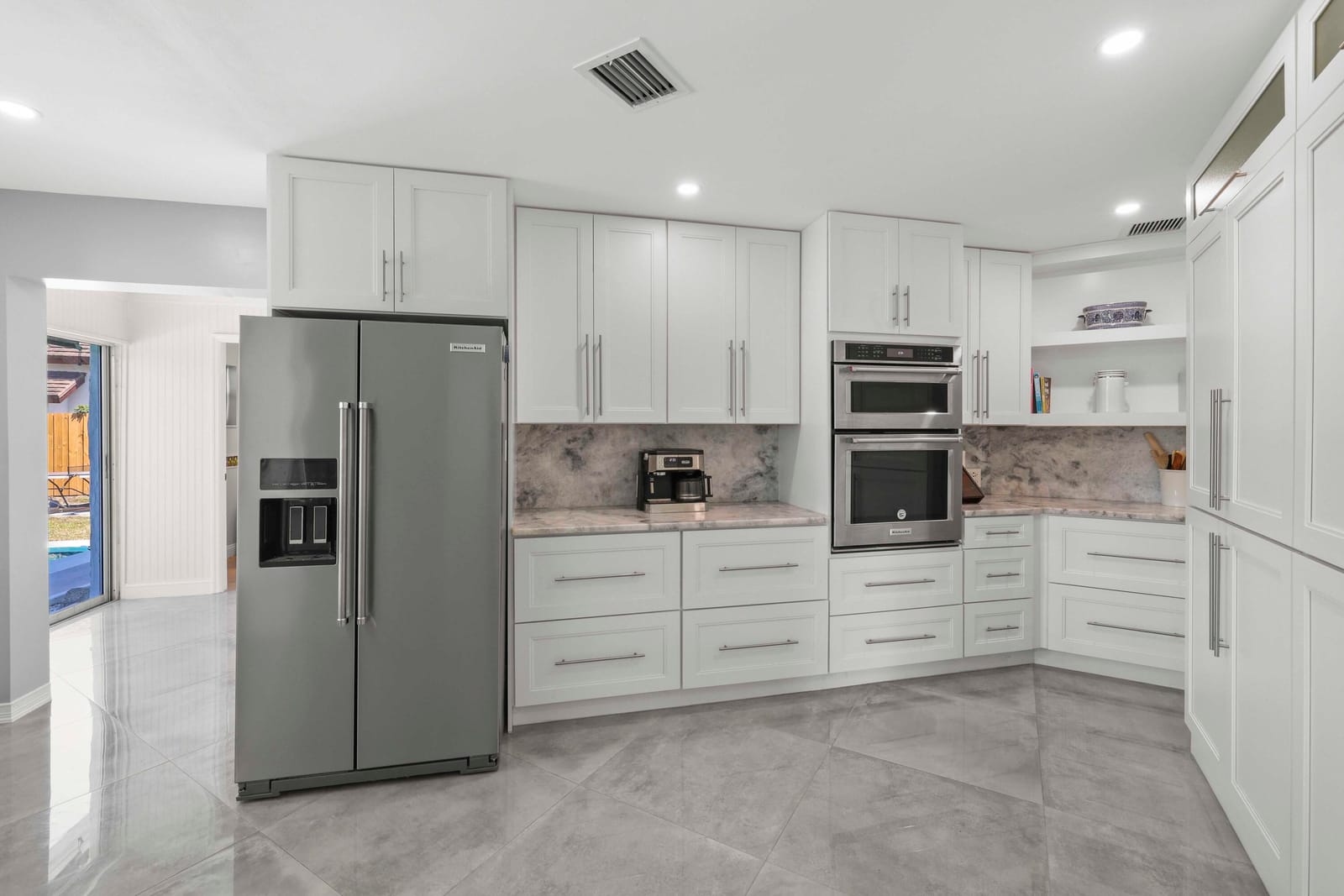6797 Bayshore Drive — photo 11