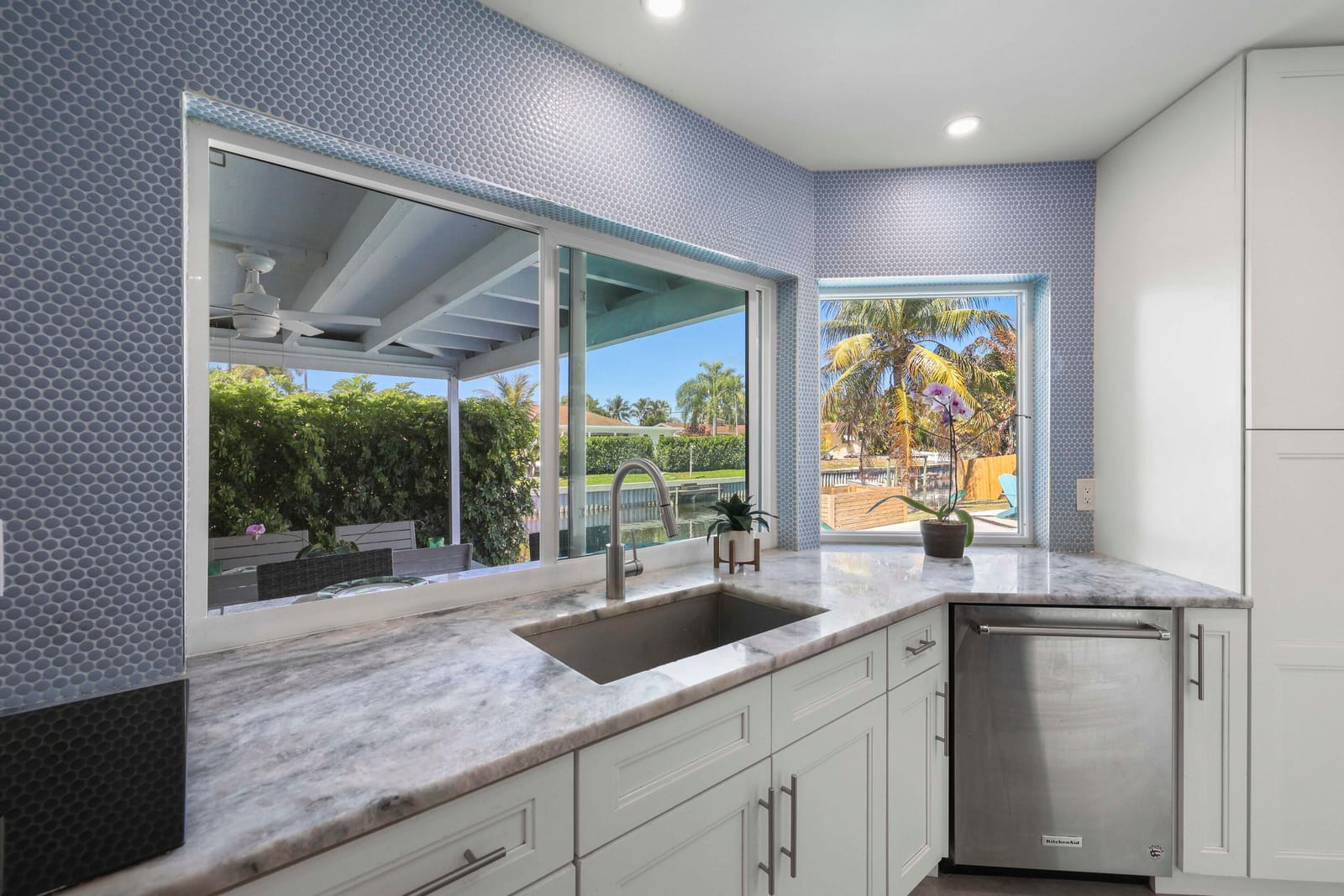 6797 Bayshore Drive — photo 10
