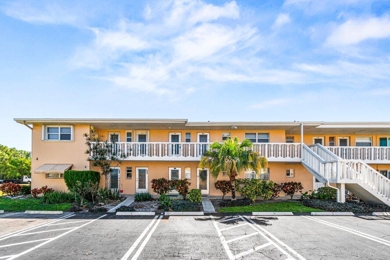 2121 NE 1st Court 202, Boynton Beach, FL 33435, Boynton Beach