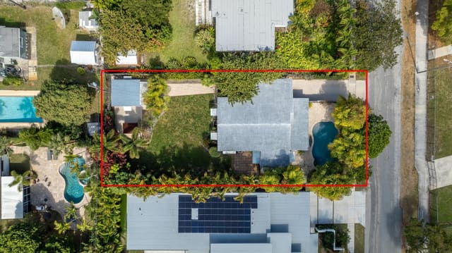 1413 NE 17th Way, Fort Lauderdale, FL 33304