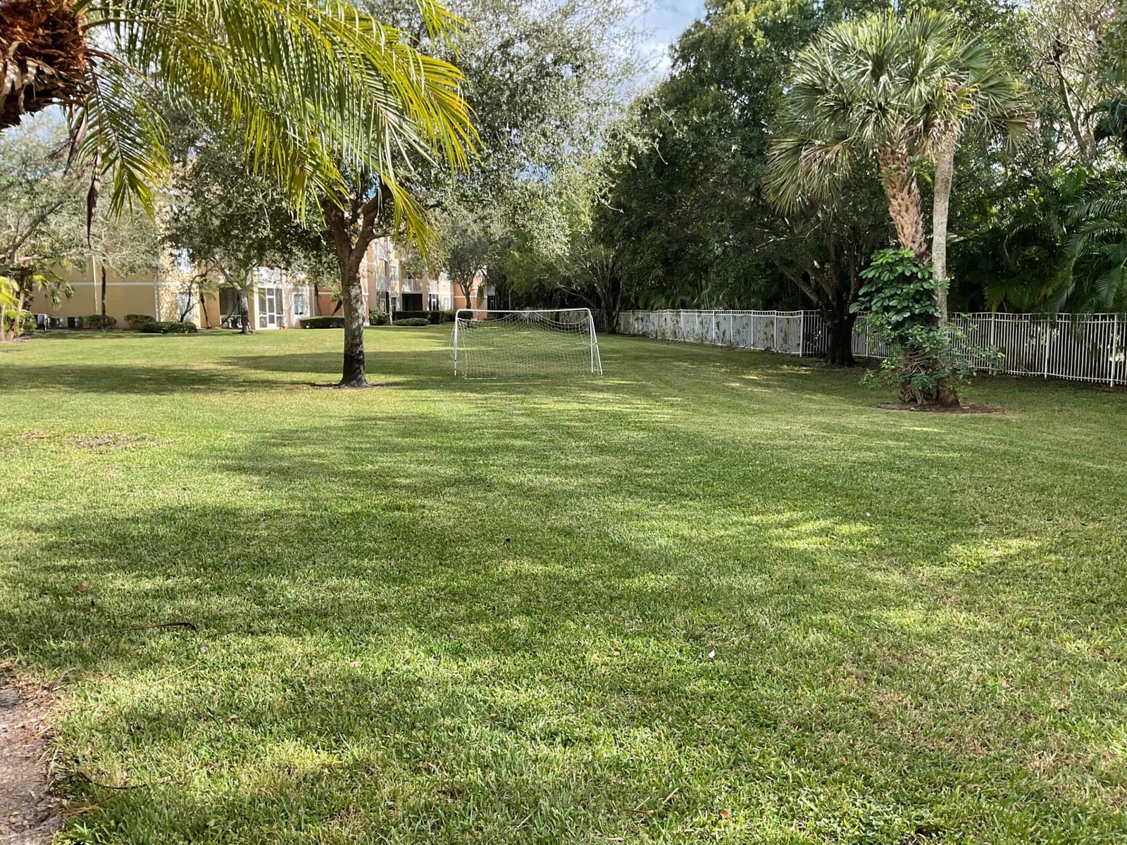 6505 Emerald Dunes Drive 204, West Palm Beach, FL 33411 photo 28