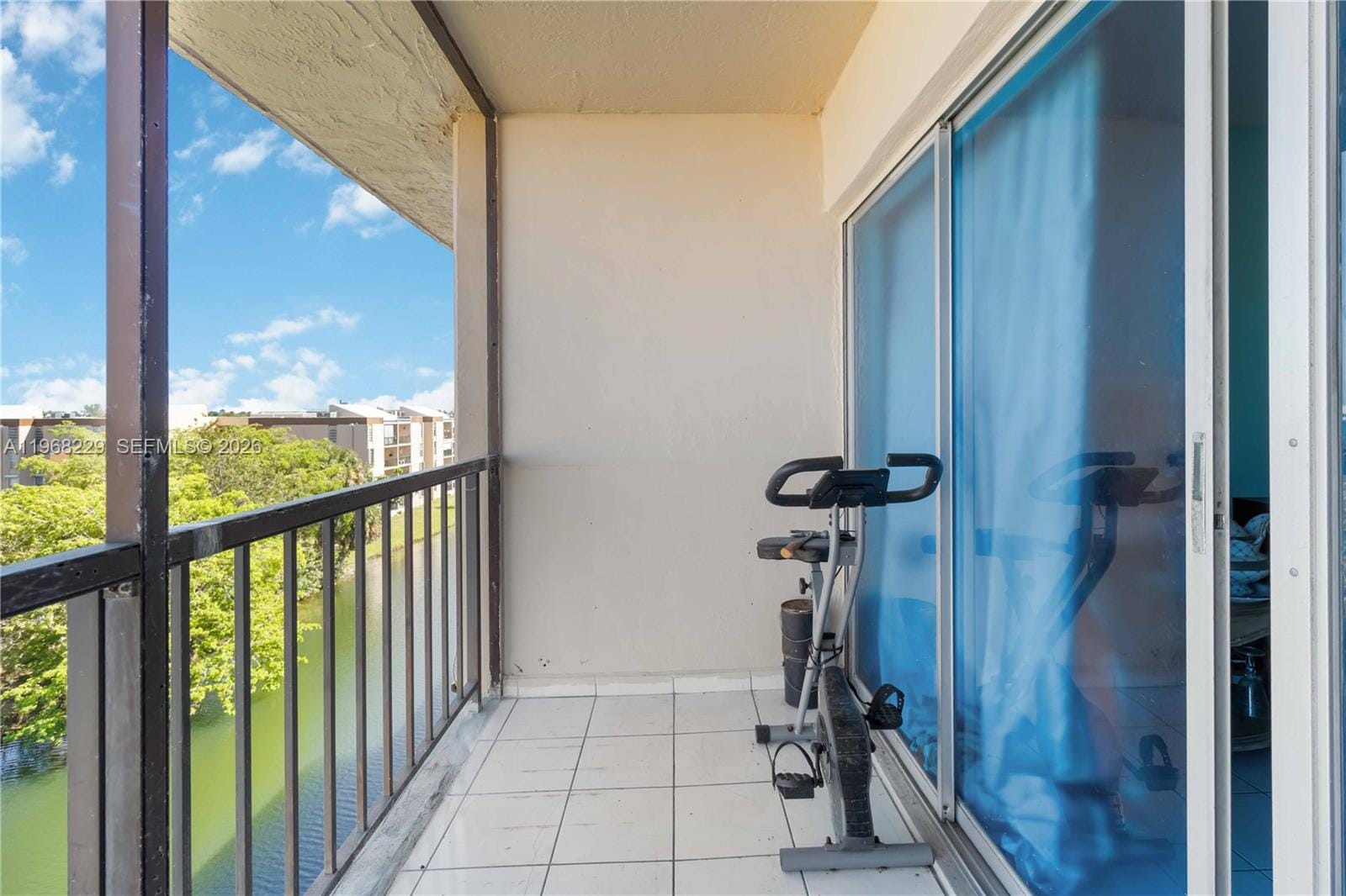 8895 Fontainebleau Boulevard 504, Miami, FL 33172 photo 17