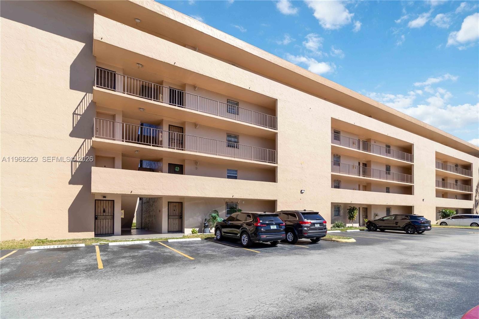 8895 Fontainebleau Boulevard 504, Miami, FL 33172 photo 21