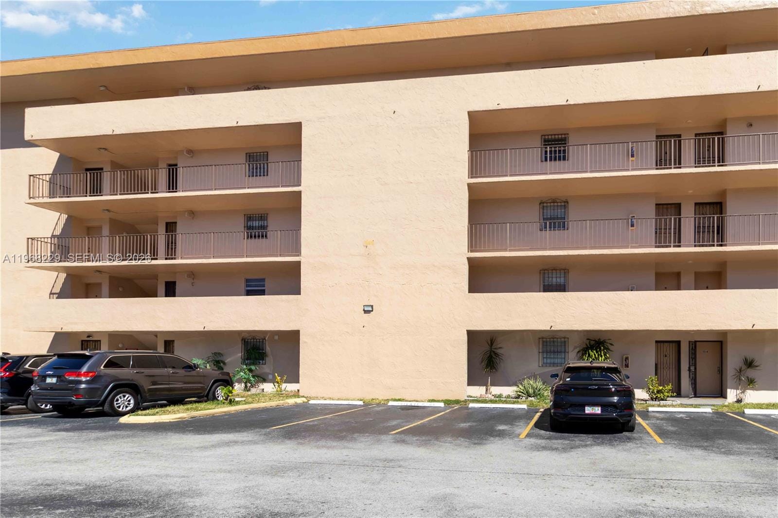 8895 Fontainebleau Boulevard 504, Miami, FL 33172 photo 22