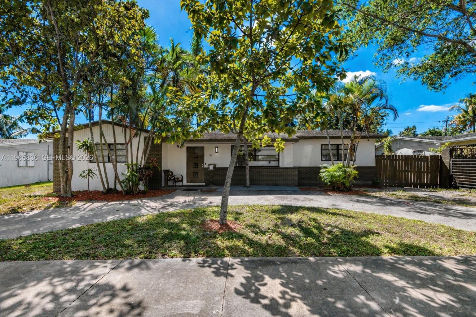 120 NE 175th Street, Miami, FL 33162